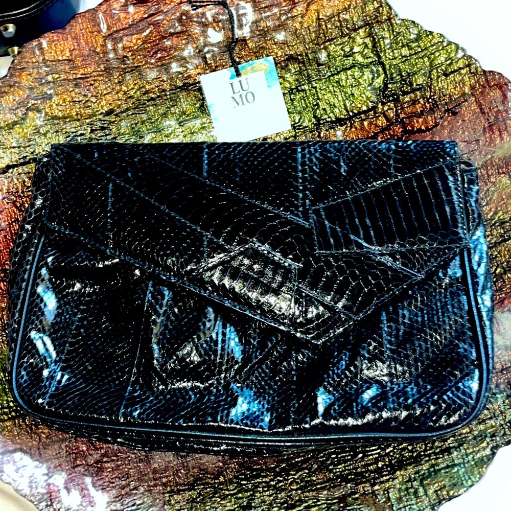100% Eel Skin Purse